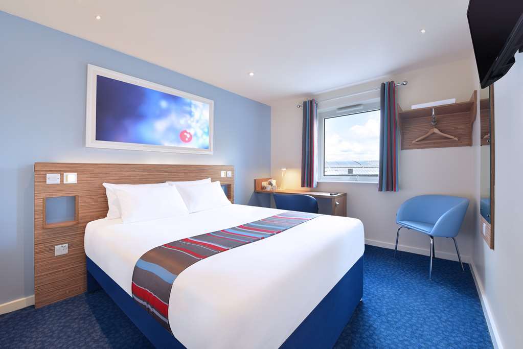 Travelodge Leeds Colton ガーフォース 部屋 写真